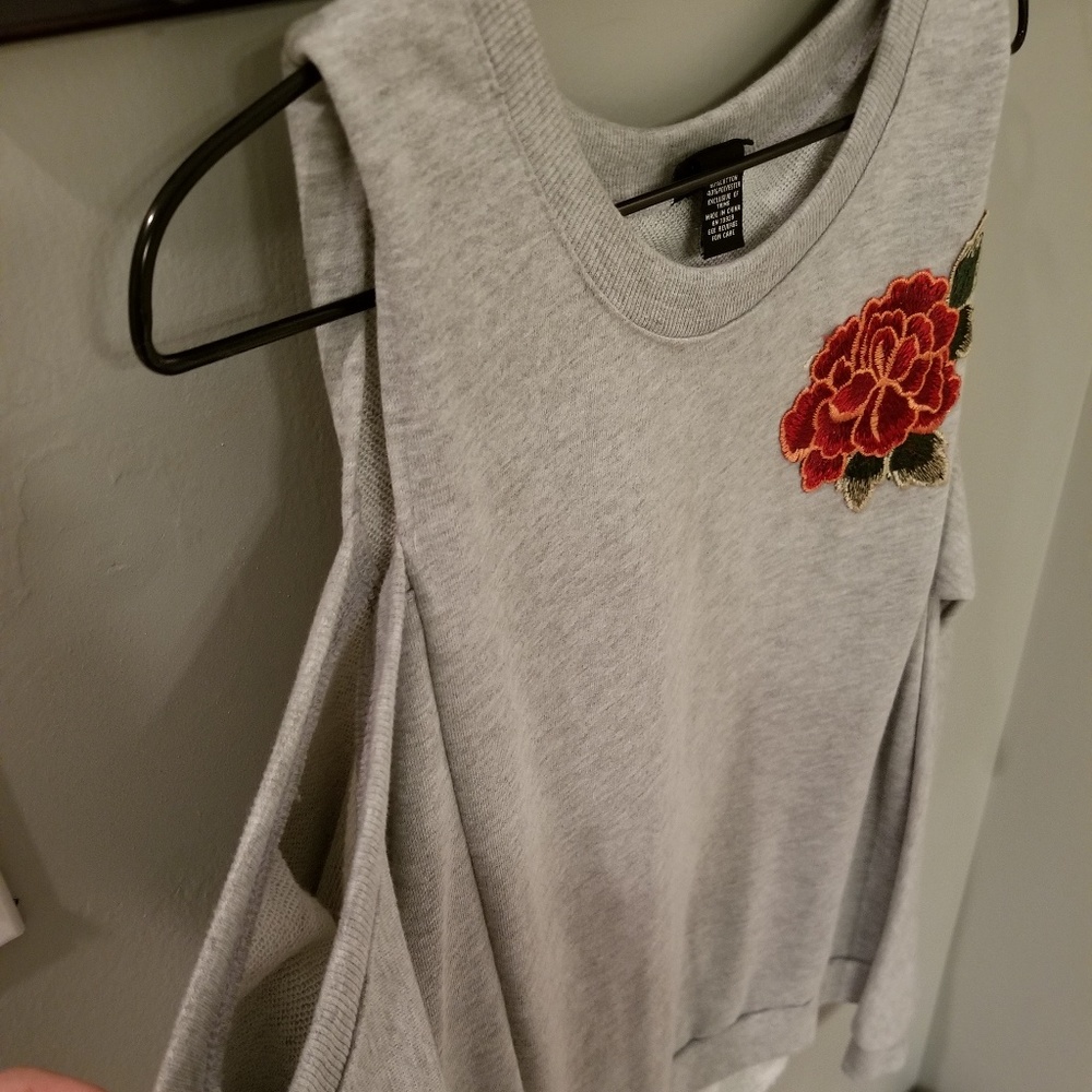 Rue 21 rose patch hallow shoulder shirt - Picture 3 of 6